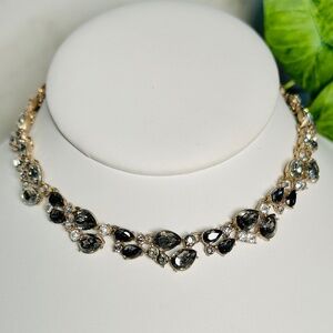 LOFT Marvelously multifaceted mixed Smokey gray to Clear crystal.